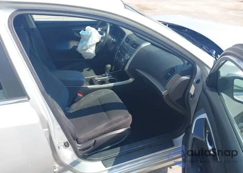 2014 Nissan Altima 2.5/2.5 S/2.5 Sl/2.5 Sv из США, поврежденный, VIN 1N4AL3AP4EC274189